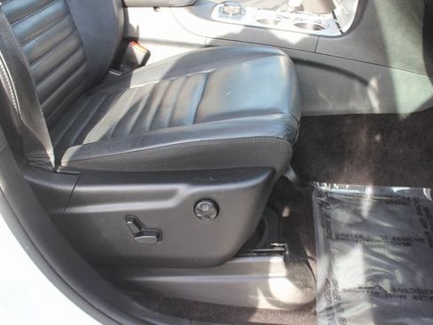 Used 2018 Jeep Grand Cherokee Limited image 33