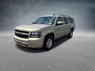 Used 2011 Chevrolet Suburban LT AWD/4WD video 2