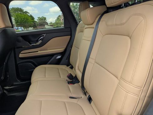 Certified 2023 Lincoln Corsair Reserve FWD image 15