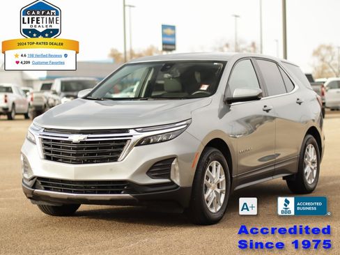 Used 2024 Chevrolet Equinox LT w/ LPO, Floor Liner Package image 3