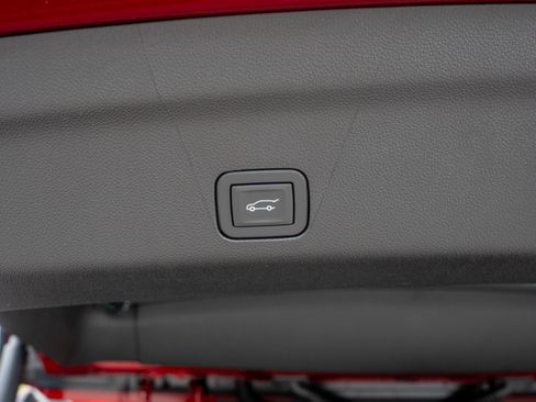 New 2026 GMC Yukon XL Elevation RWD image 34