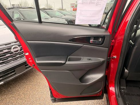 Used 2024 Mitsubishi Eclipse Cross SE AWD/4WD image 12