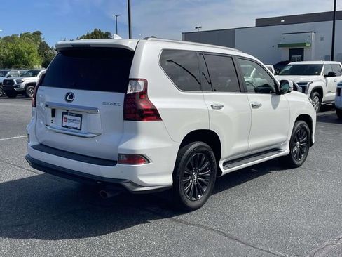 Used 2020 Lexus GX 460 Luxury w/ Luxury Sport Package image 6