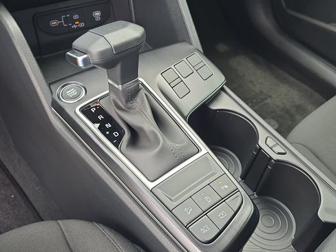 New 2026 Kia Sportage LX FWD image 25