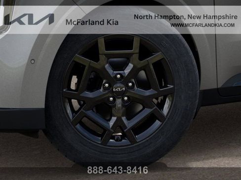 New 2026 Kia Carnival SX w/ SX Dark Edition Package FWD image 10