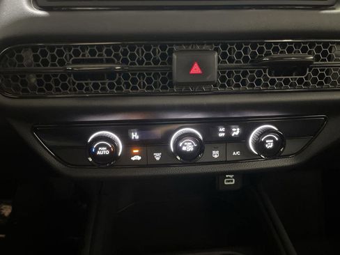Used 2023 Honda HR-V LX image 18
