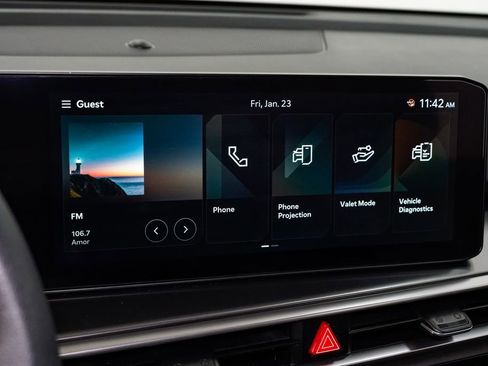 Certified 2025 Kia Sorento LX image 14