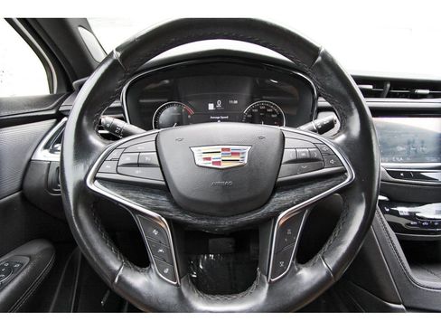Used 2023 Cadillac XT5 Premium Luxury FWD image 14