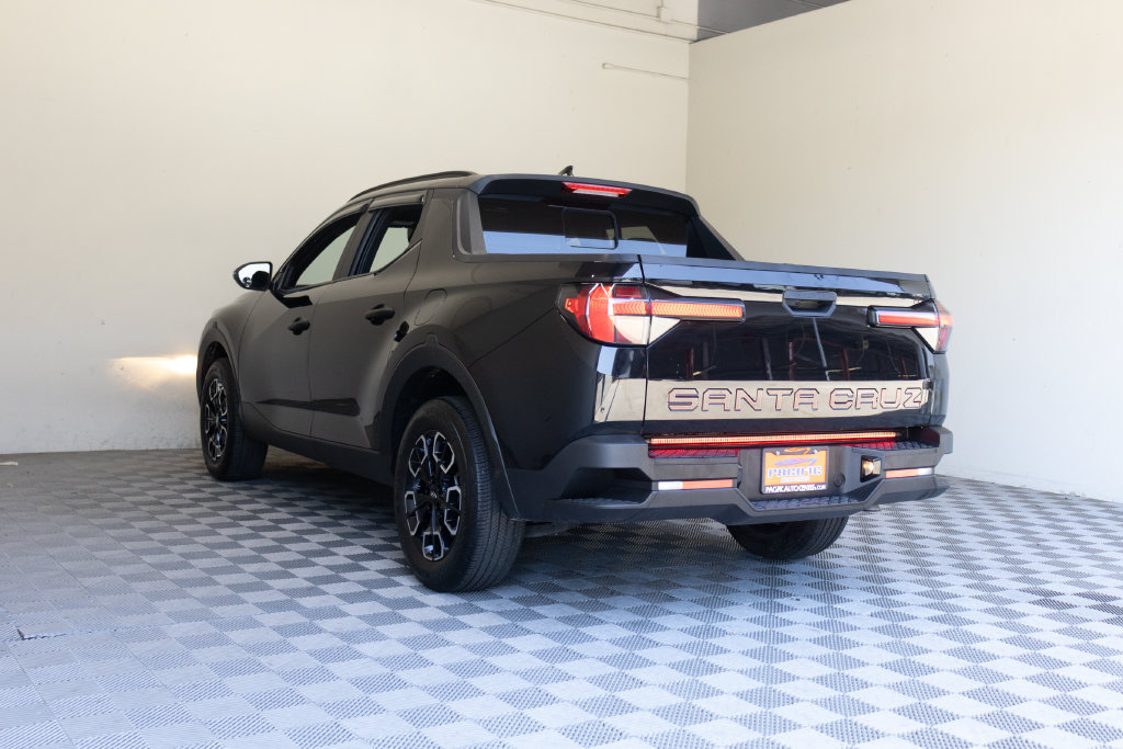 Used 2023 Hyundai Santa Cruz SEL w/ Activity Package FWD image 13
