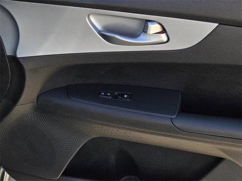 Certified 2024 Kia Forte LXS image 8