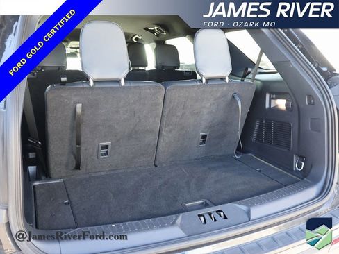 Certified 2025 Ford Explorer ST-Line w/ ST-Line Street Pack image 16