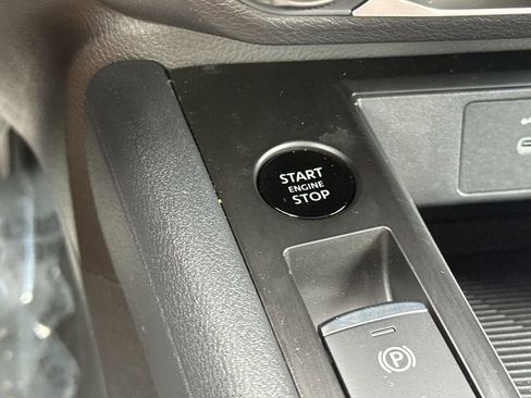 New 2026 Nissan Kicks S image 21