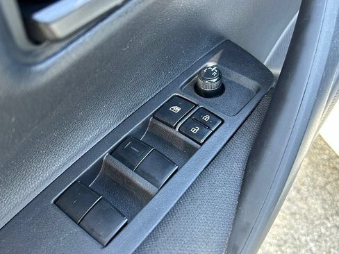Used 2024 Toyota Corolla LE FWD image 29