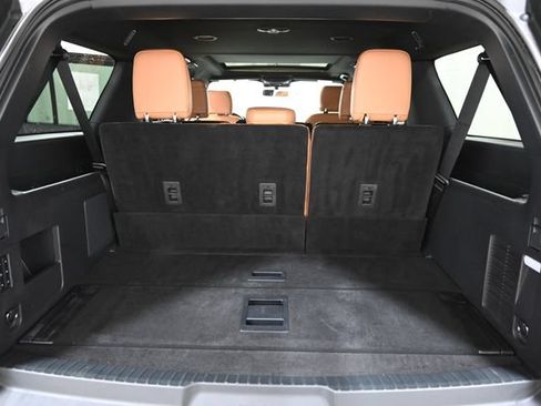 Used 2024 Ford Expedition Max Platinum AWD/4WD image 22