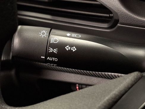 Used 2024 Subaru Crosstrek 2.0i w/ Crosstrek Mirror Package image 25