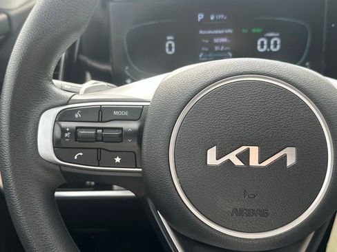 Used 2023 Kia Sportage LX AWD/4WD image 21