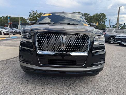 Used 2024 Lincoln Navigator Reserve AWD/4WD image 9