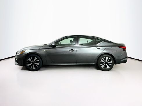 Used 2022 Nissan Altima 2.5 SV FWD image 4