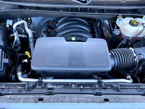 Used 2024 Chevrolet Silverado 1500 LT Trail Boss w/ Convenience Package II image 32