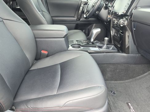 Certified 2023 Toyota 4Runner TRD Off-Road Premium w/ Moonroof Package AWD/4WD image 13