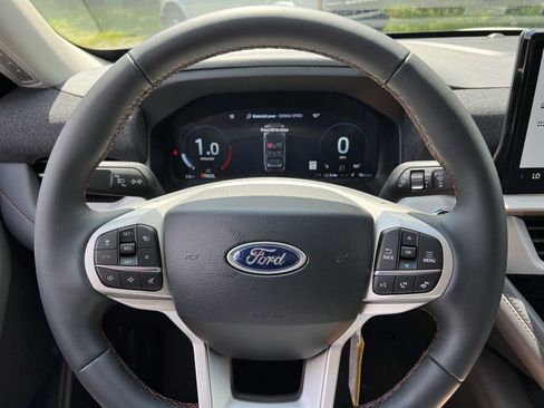 New 2026 Ford Explorer Active AWD/4WD image 16