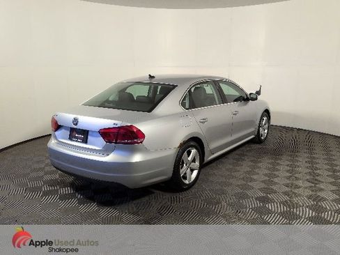 Used 2013 Volkswagen Passat 2.5 SE FWD image 5