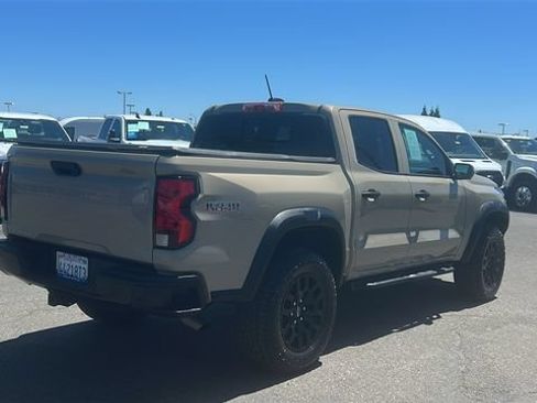 Used 2023 Chevrolet Colorado Trail Boss w/ Technology Package AWD/4WD image 3