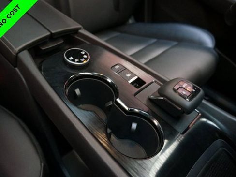 Used 2022 Nissan Rogue SV w/ SV Premium Package image 53