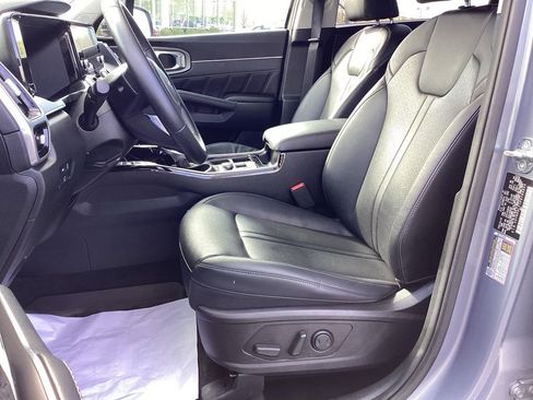 Used 2023 Kia Sorento SX AWD/4WD image 15