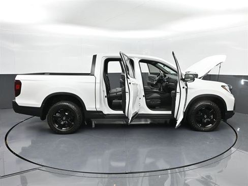 Used 2025 Honda Ridgeline Black Edition image 55
