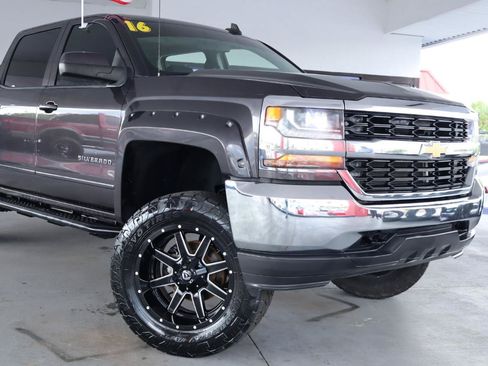 Used 2016 Chevrolet Silverado 1500 LT AWD/4WD image 2