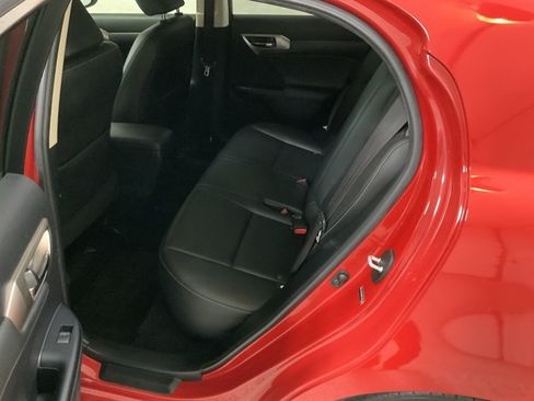 Used 2014 Lexus CT 200h FWD image 16