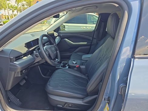 Used 2023 Ford Mustang Mach-E Select RWD image 6