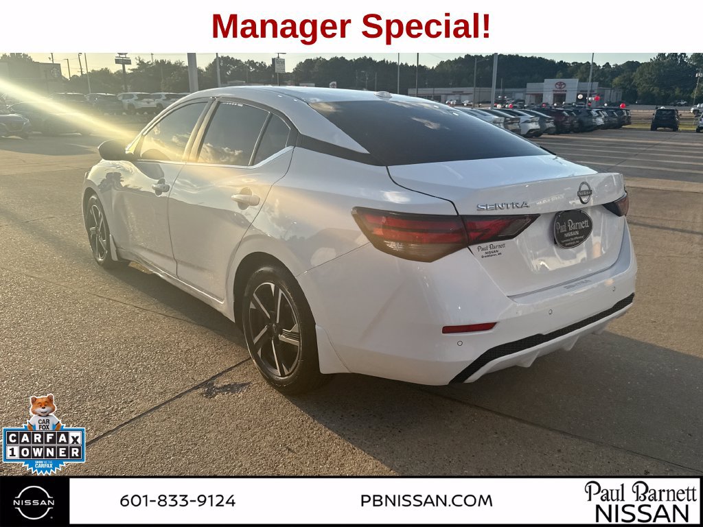 Used 2024 Nissan Sentra SV FWD image 8