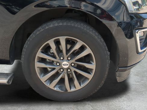 Used 2019 Ford Expedition Limited w/ Equipment Group 301A RWD image 26