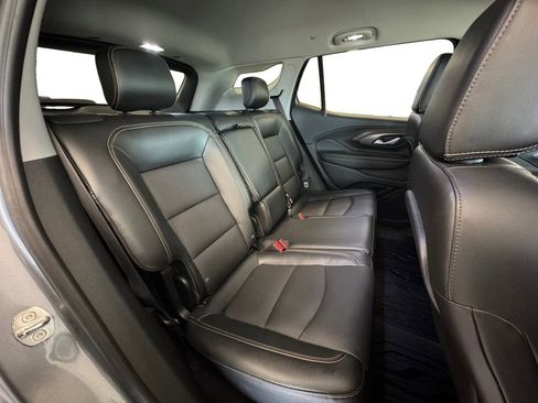 Used 2020 GMC Terrain SLT w/ Preferred Package AWD/4WD image 18
