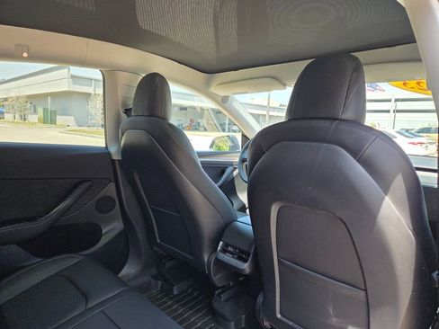 Used 2023 Tesla Model Y Performance AWD/4WD image 16