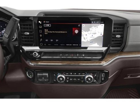 Used 2024 GMC Sierra 2500 SLE w/ SLE Value Package; AWD/4WD image 13