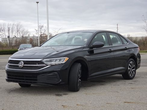 Used 2024 Volkswagen Jetta S image 13