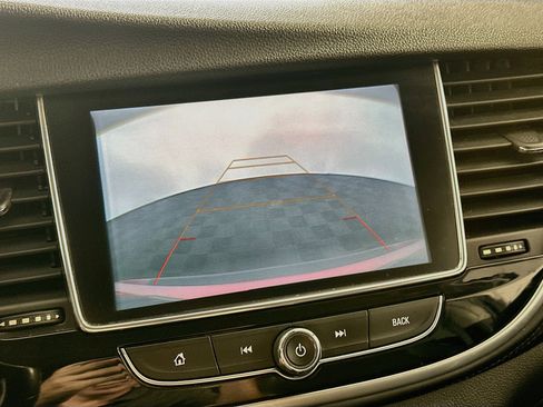 Used 2019 Buick Encore Preferred FWD image 21