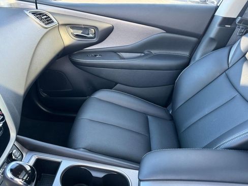 Used 2024 Nissan Murano SL image 15