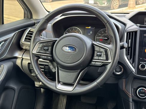 Certified 2022 Subaru Crosstrek 2.5i Limited w/ Moonroof Package 2 image 13