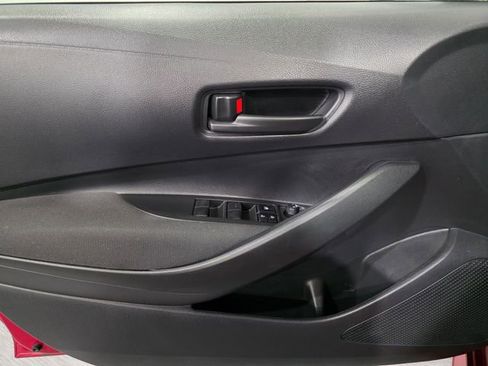 Used 2023 Toyota Corolla LE FWD image 10