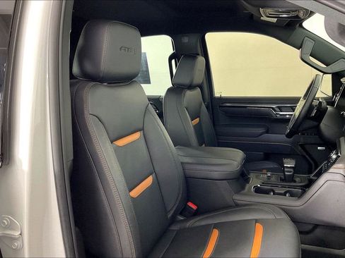 Used 2025 GMC Sierra 1500 AT4 AWD/4WD image 9