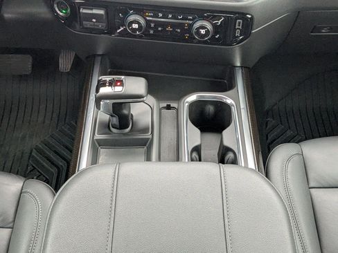 Used 2024 Chevrolet Silverado 1500 LT Trail Boss w/ LT Trail Boss Premium Package image 19