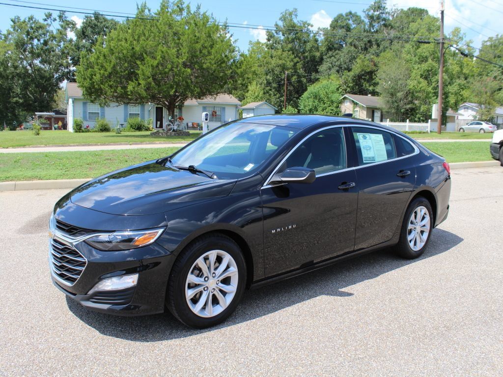 Used 2025 Chevrolet Malibu LT FWD image 1