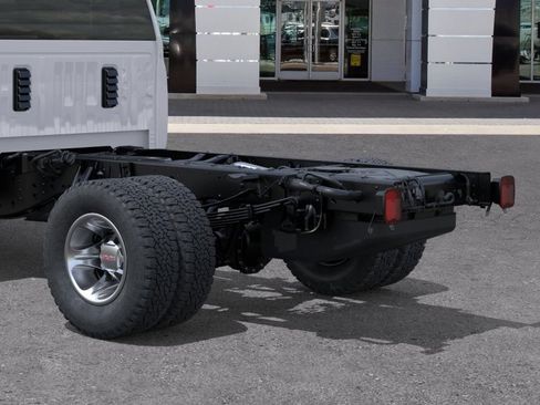 New 2026 GMC Sierra 3500 Pro w/ Convenience Package RWD image 14