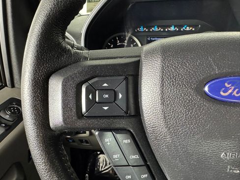 Used 2015 Ford F150 XLT w/ Equipment Group 302A Luxury image 23