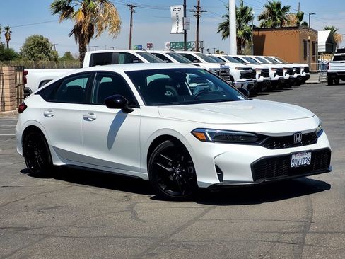 Used 2025 Honda Civic Sport image 1