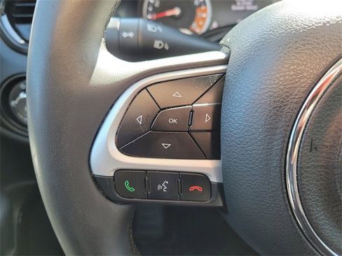 Used 2023 Jeep Renegade Altitude image 26